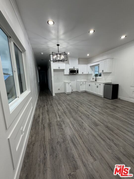 Building Photo - 8624 Graham Ave