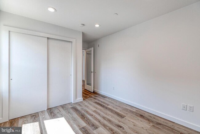 Building Photo - 751 N 43rd St