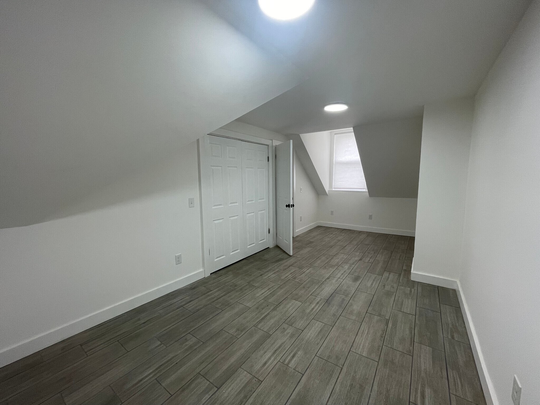 Building Photo - 148 Chilton St