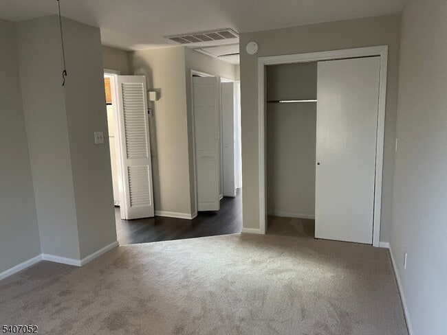 Building Photo - 820 Rhine Blvd