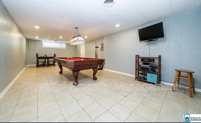 Building Photo - 605 Dunmore Cir