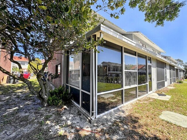 Building Photo - 12715 N 57th St