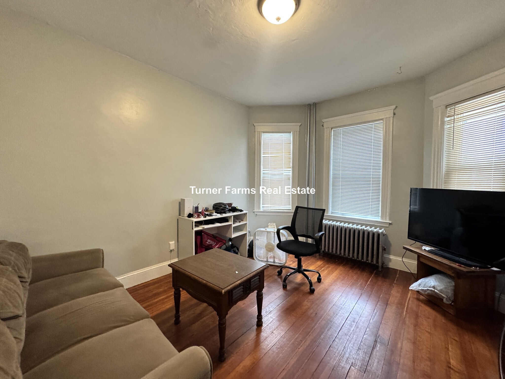 Building Photo - 15 Cawfield St