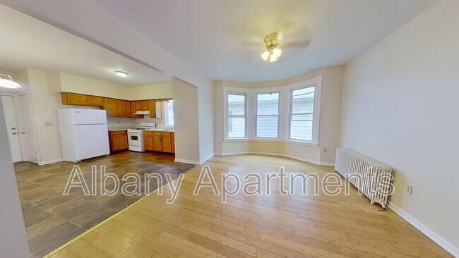 Building Photo - 71 S Allen St