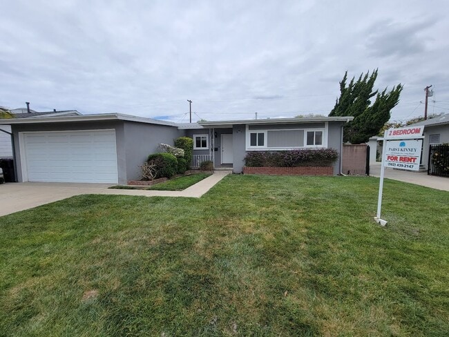 Primary Photo - TURNKEY-RENT READY SPACIOUS 2BD/2BA HOME, ...