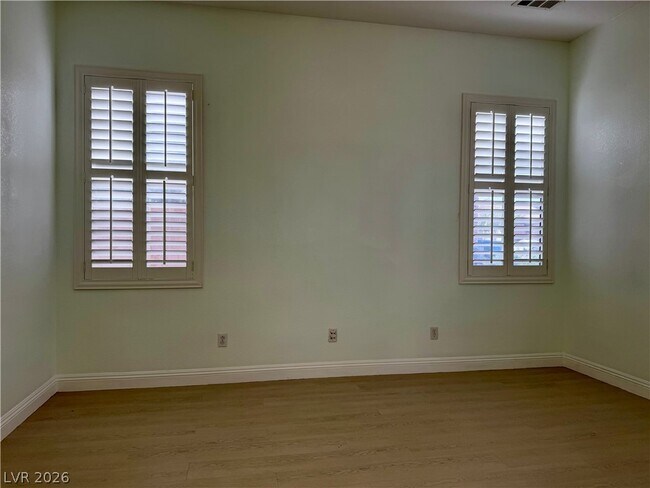 Building Photo - 7873 Sleeping Lily Dr