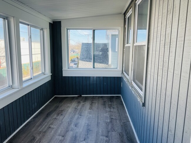 Building Photo - 128 Woodruff Ave