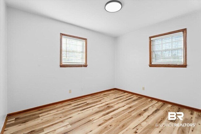 Building Photo - 101 Stover Dr