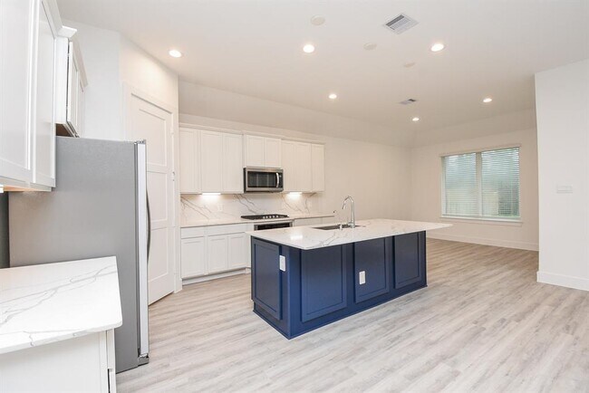 Building Photo - 14146 Savage River Ct