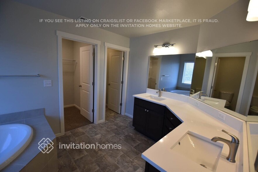 Building Photo - 11103 184th St E