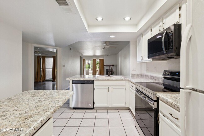 Primary Photo - 205 N 74th St