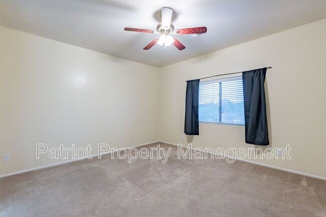 Building Photo - 42509 N 45th Dr