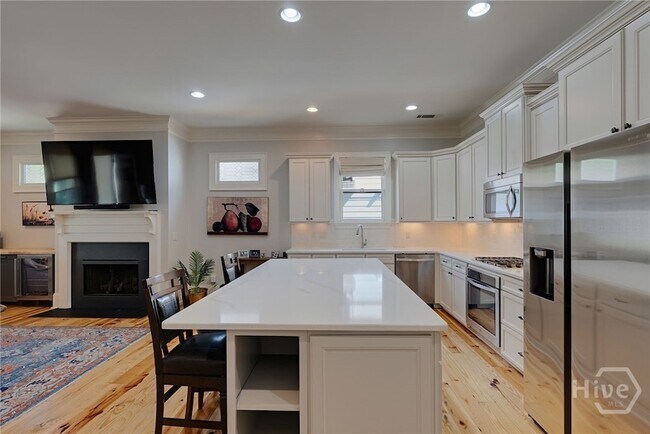 Building Photo - 3530 Greenleffe Dr