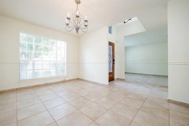 Building Photo - 22510 Holly Lake Dr