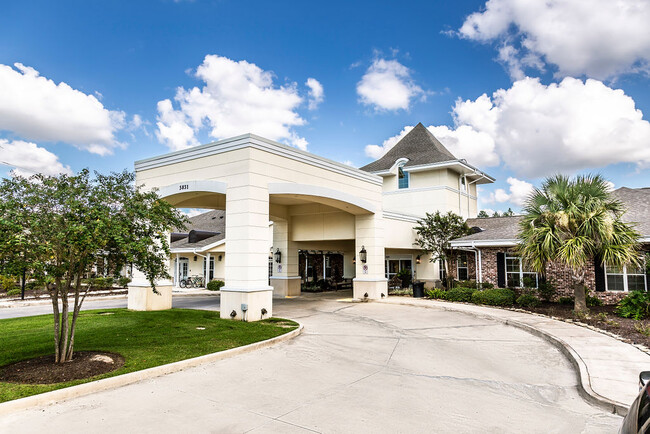 Building Photo - Verandah at Graywood - 55 + Senior Living