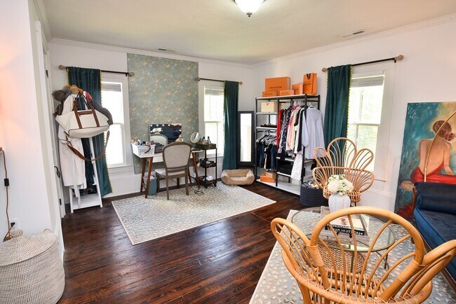 Building Photo - 23409 Seaside Rd