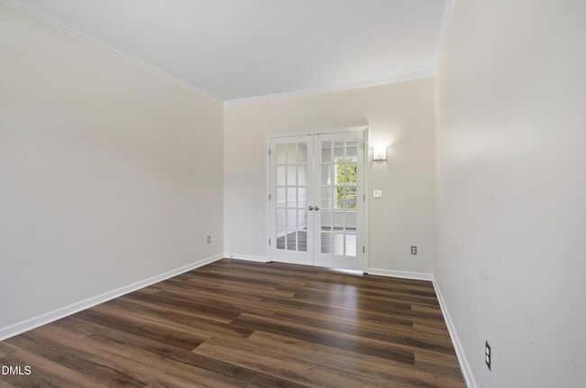 Building Photo - 930 Pristine Ln