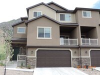 Building Photo - Newer 3 Bed Town Home - Provo's Southeast Bench