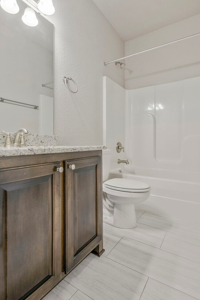 Building Photo - 5402 Parkside Dr