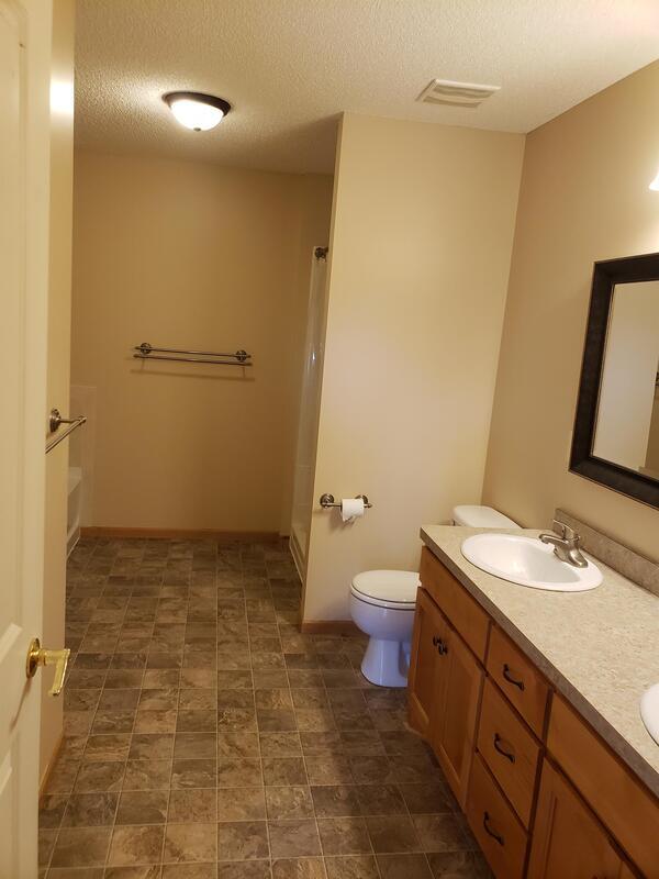 Building Photo - 9473 Eagle Nest Ln