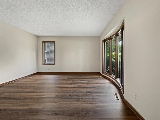Building Photo - 5801 W 99th St