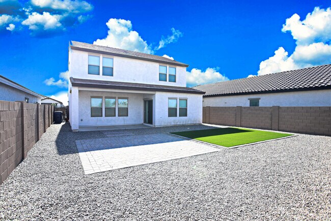 Building Photo - 7865 N 79th Ave