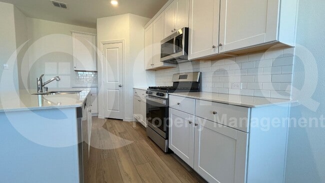 Building Photo - 1220 Ipkiss Ave