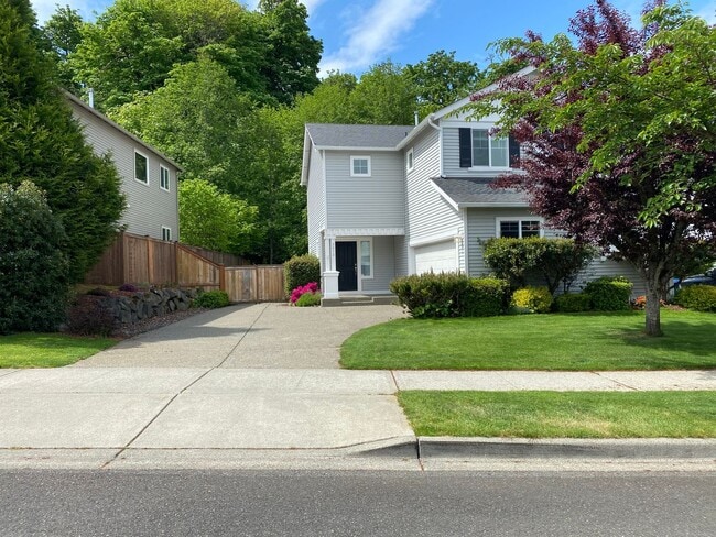 Building Photo - DuPont home with greenspace views, fenced ...