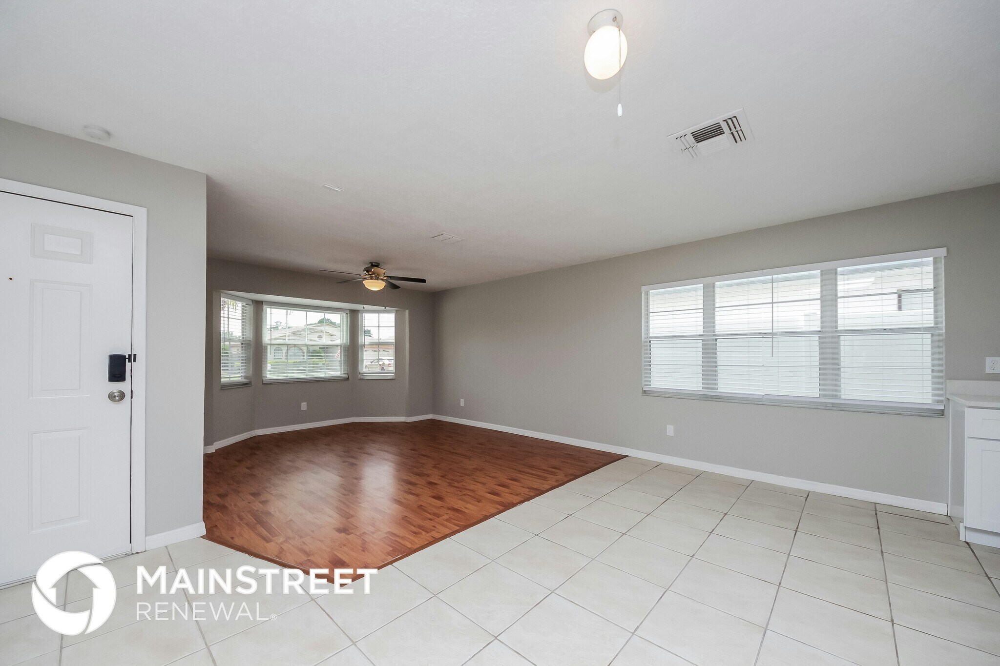 Building Photo - 4837 Jamaica Ln