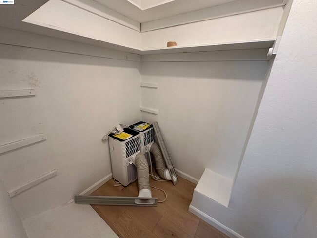 Building Photo - 157 El Dorado Common