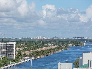 Ocean & Intracoastal View ¦ Balcony - 1 - 3800 S Ocean Dr