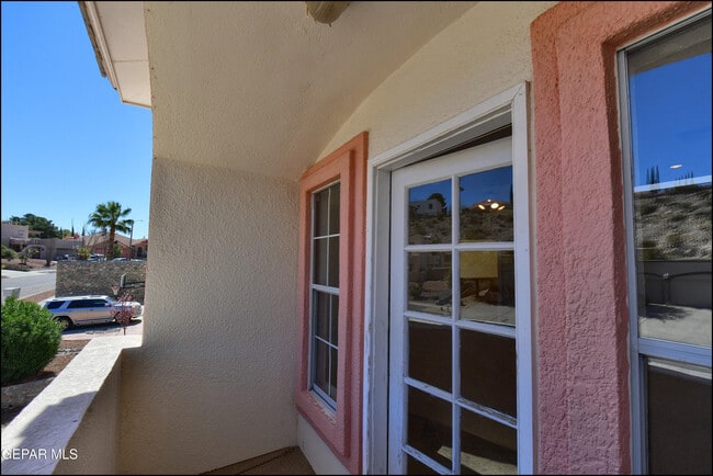 Building Photo - 6123 La Posta Dr