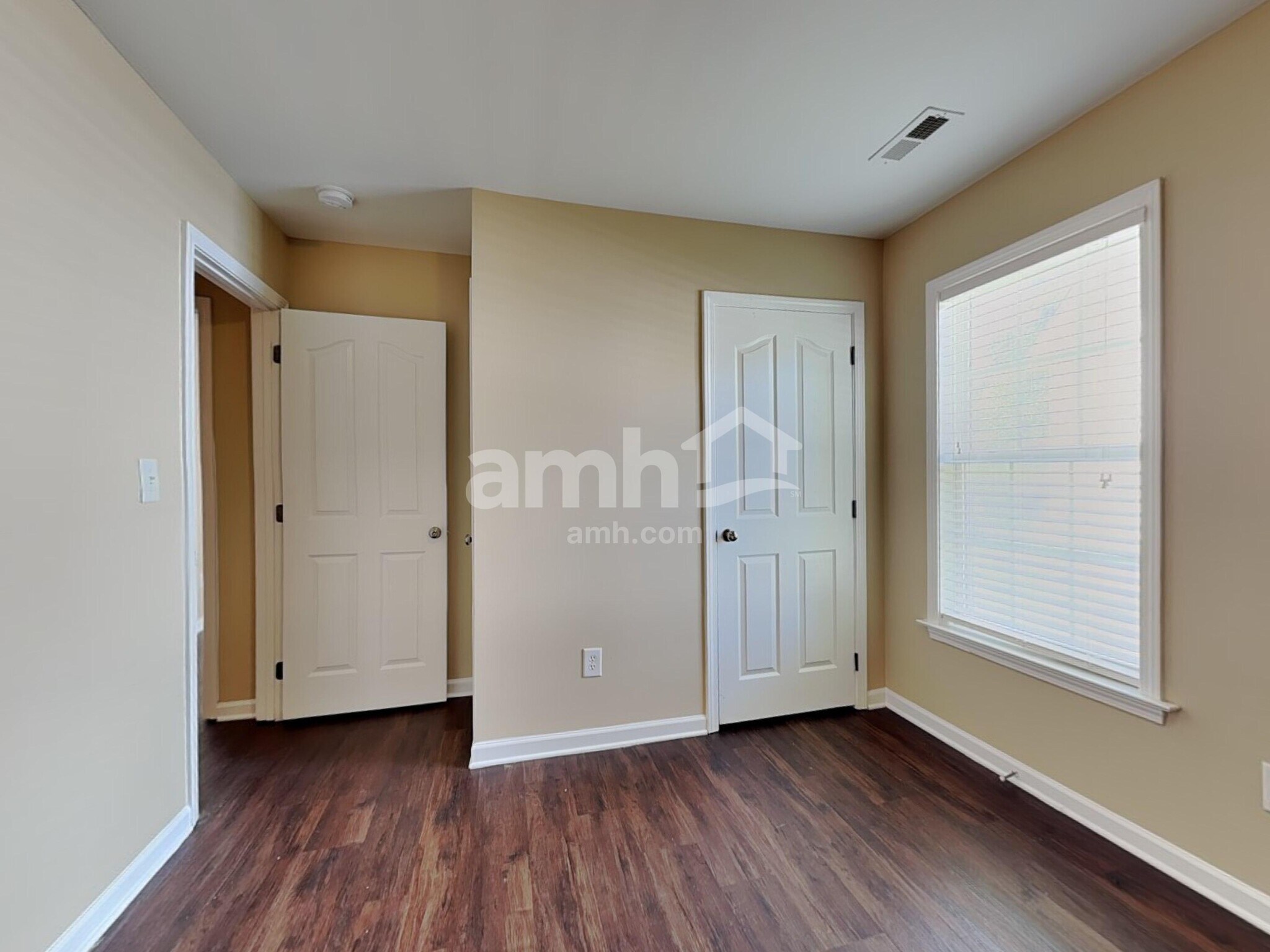 Building Photo - 2430 Joshua Ln