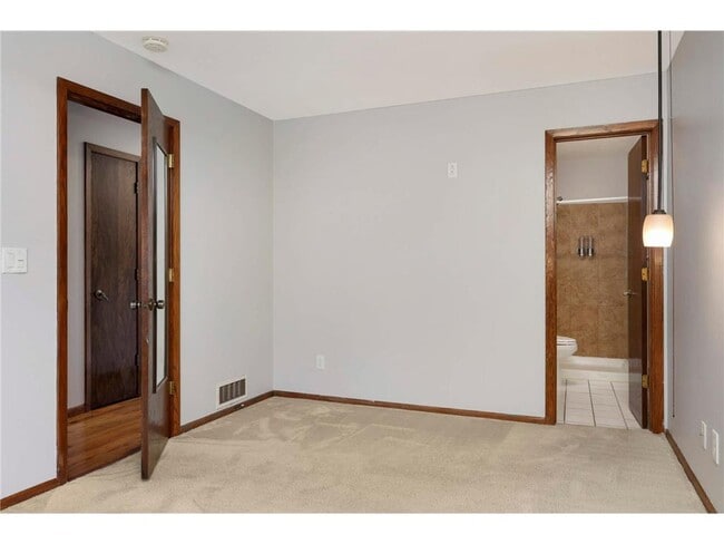 Building Photo - 8666 Windward Cir