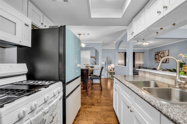 Building Photo - 10730 Filey Ln