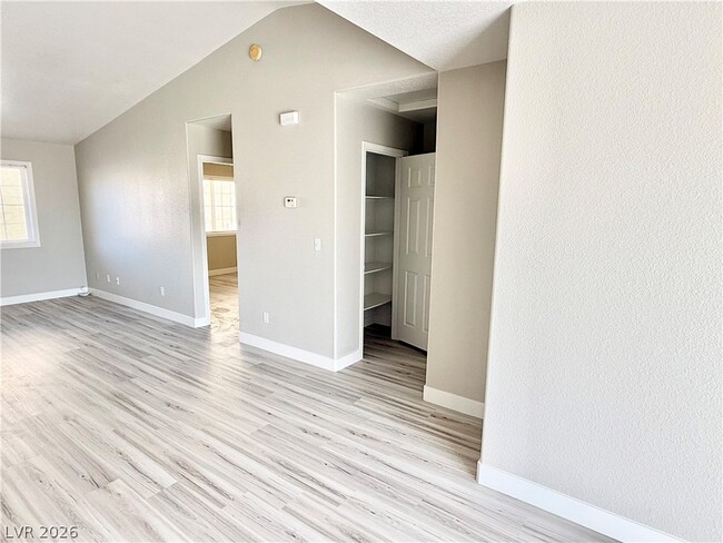 Building Photo - 1080 Jubilee Ct