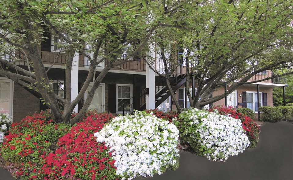 Townhomes at Little Creek 4340 Johnsborough Ct WinstonSalem NC 27104