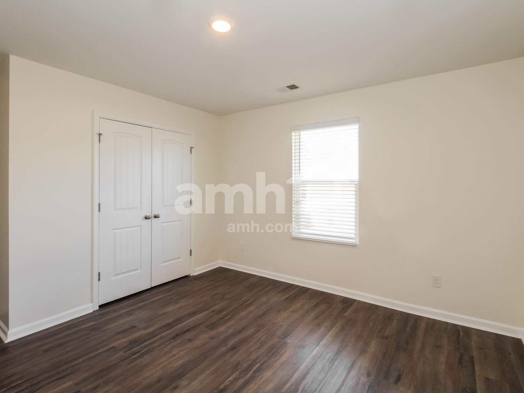 Building Photo - 1351 John Swann St