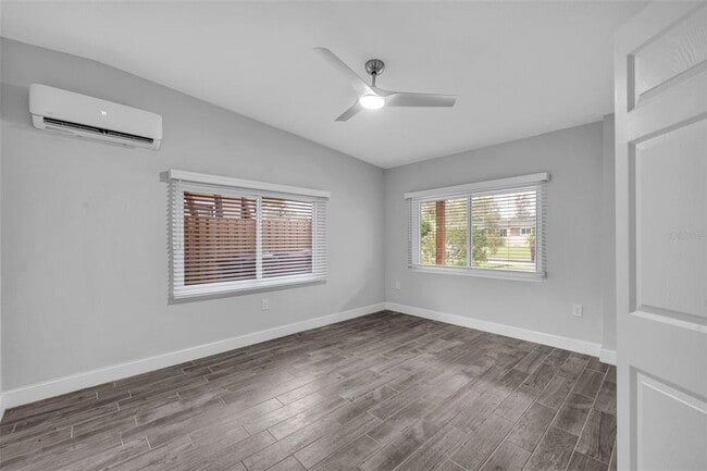 Building Photo - 4020 Ibis Dr