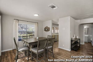 Building Photo - 7205 Breeze Hollow