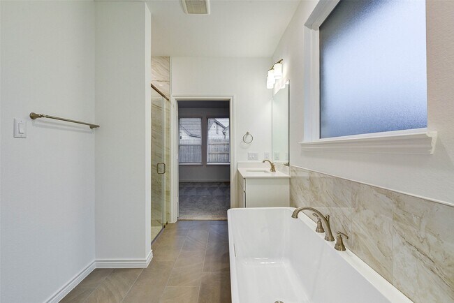 Building Photo - 7226 Yarrow Blossom Ct