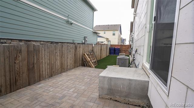 Building Photo - 21793 E 8th Ave