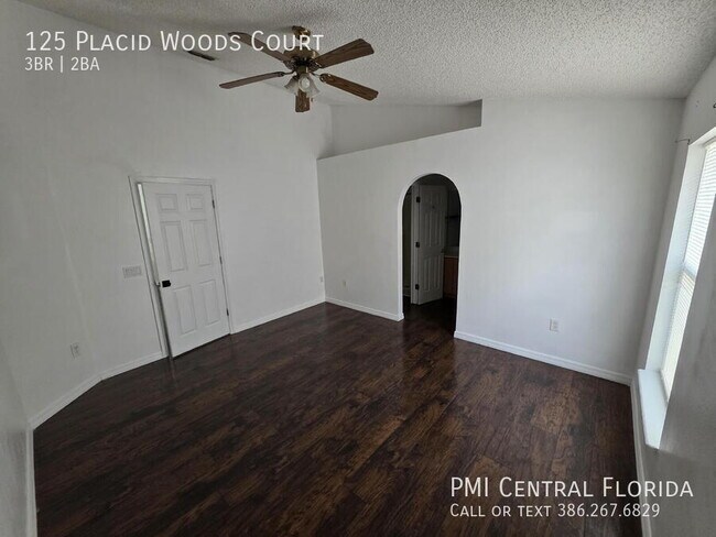 Building Photo - 125 Placid Woods Ct