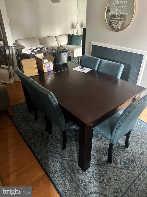 Building Photo - 18020 Chalet Dr