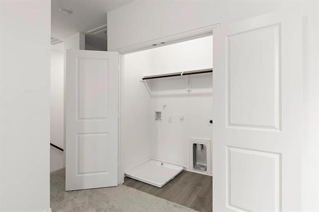 Building Photo - 713 Kerrville Ln