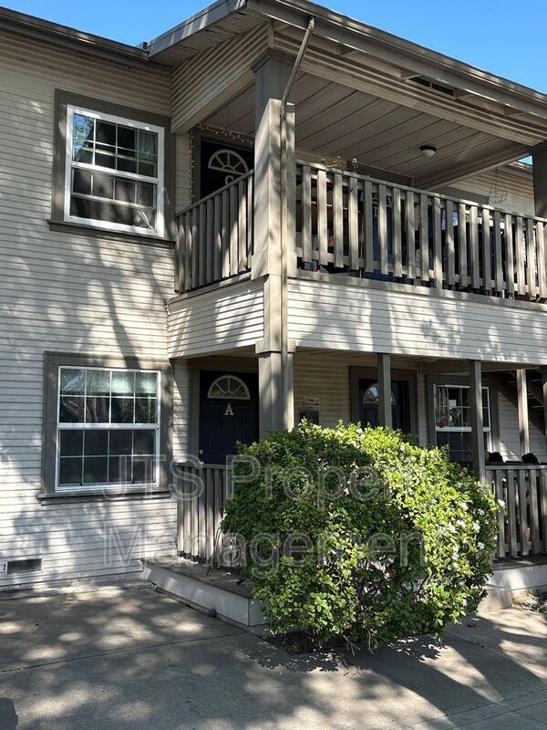 Building Photo - 1233 V St