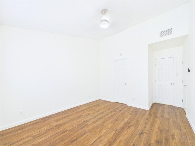 Building Photo - 2216 San Gabriel St