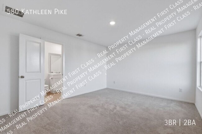 Building Photo - 580 Kathleen Pike