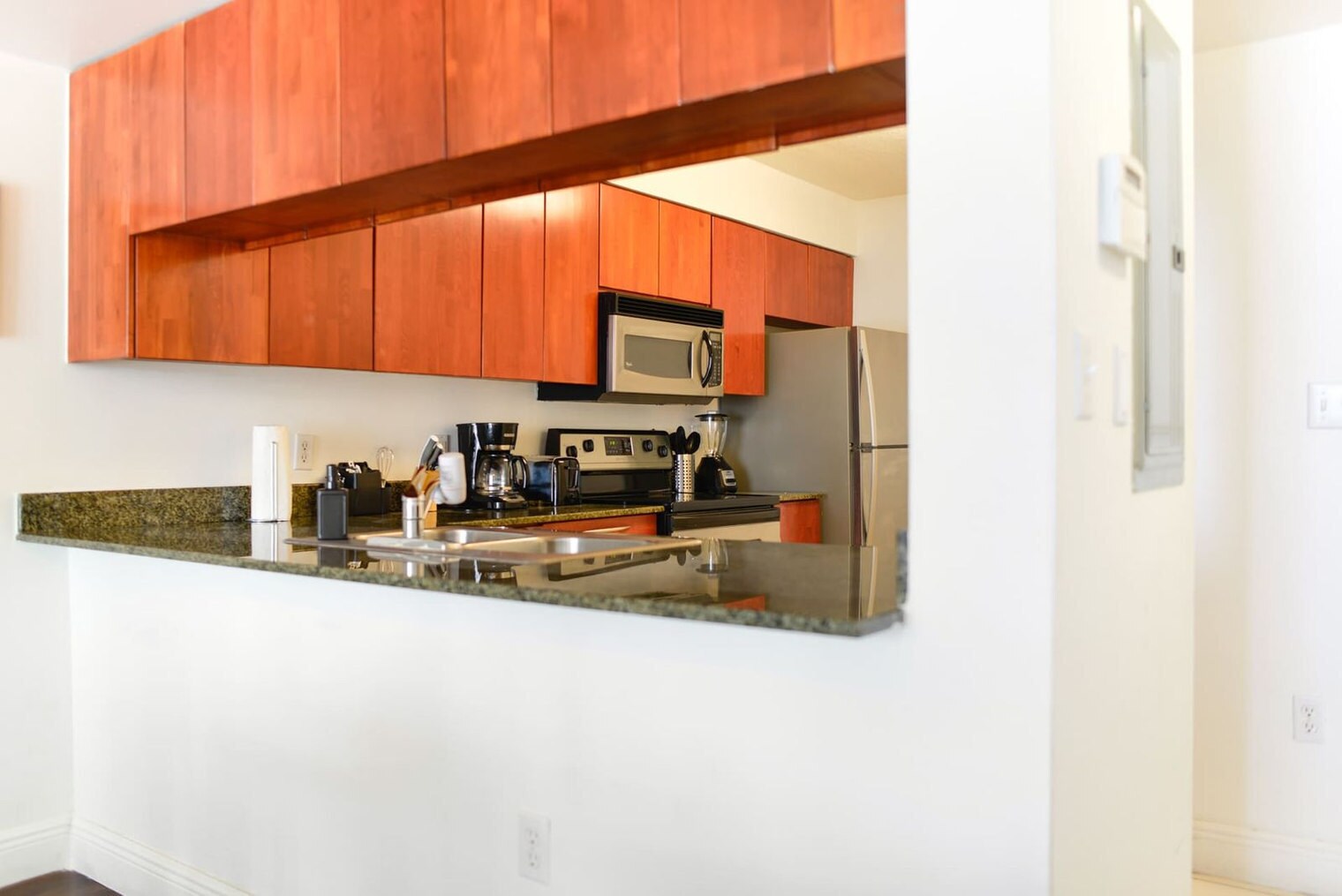 Building Photo - 1200 Brickell Bay Dr