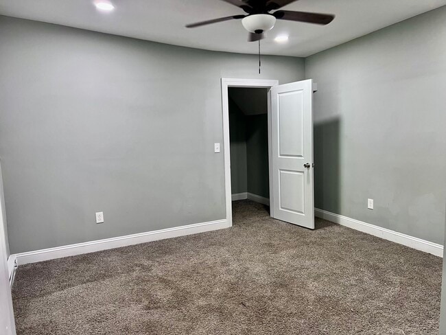 Building Photo - 5 Providence St